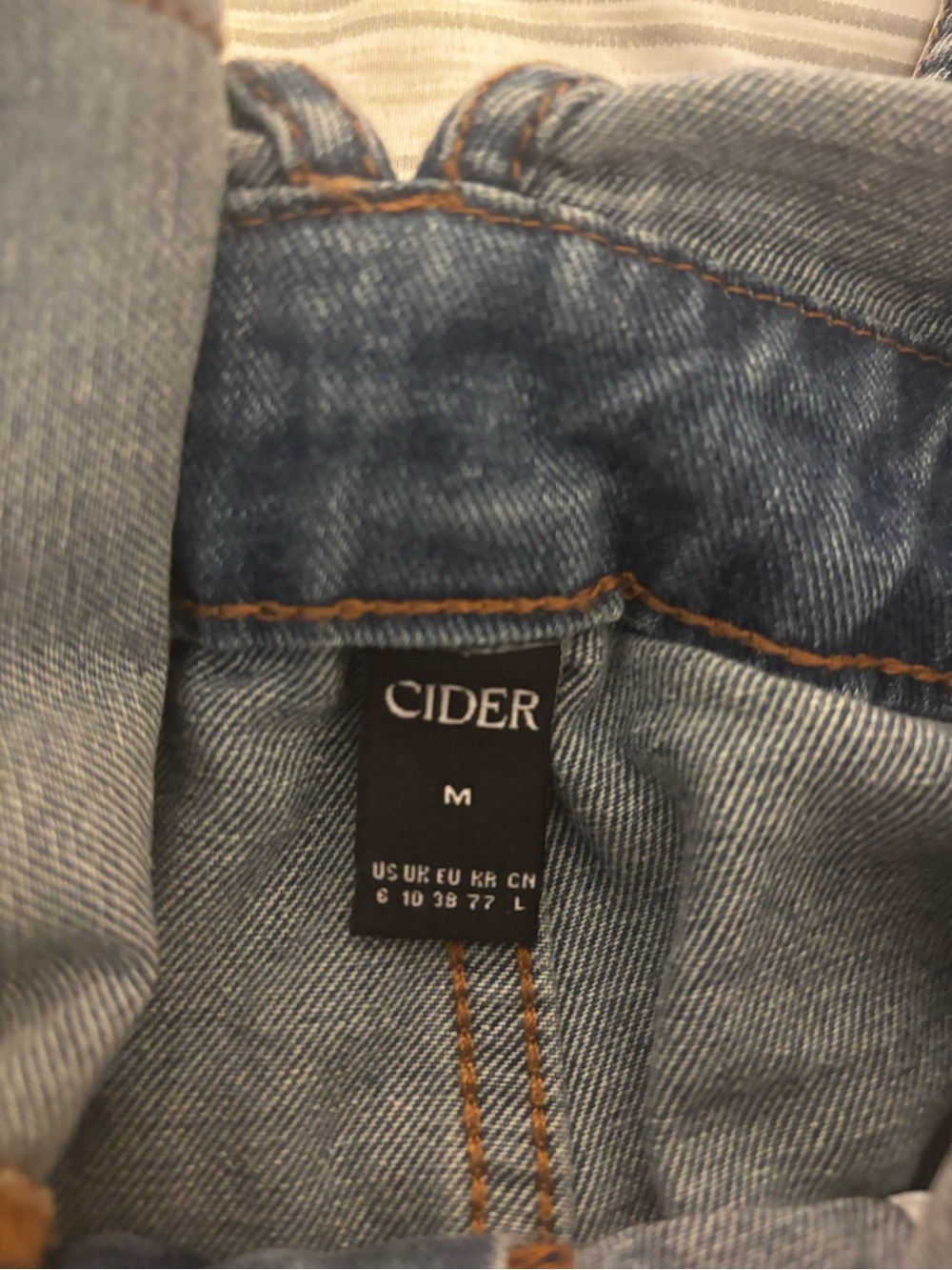 Denim Romper - Picture 3 of 6